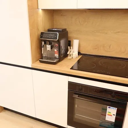 лазурно утро * بورغاس