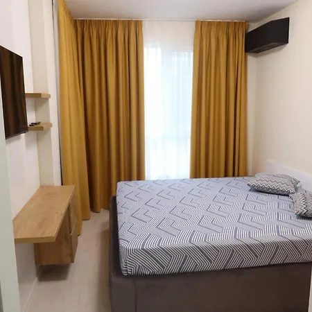 شقة лазурно утро