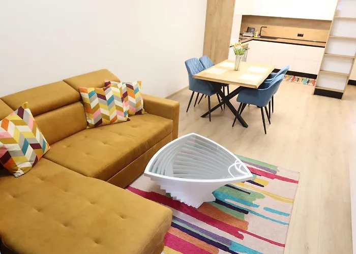 лазурно утро شقة *